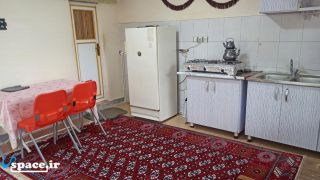 آشپزخانه واحد شماره 2 مجتمع اقامتی گلپر - رامیان - روستای پاقلعه